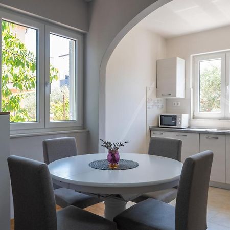 Modern Apartment Edda - Quiet Area - Close To Old Town And Beaches Zadar Bagian luar foto
