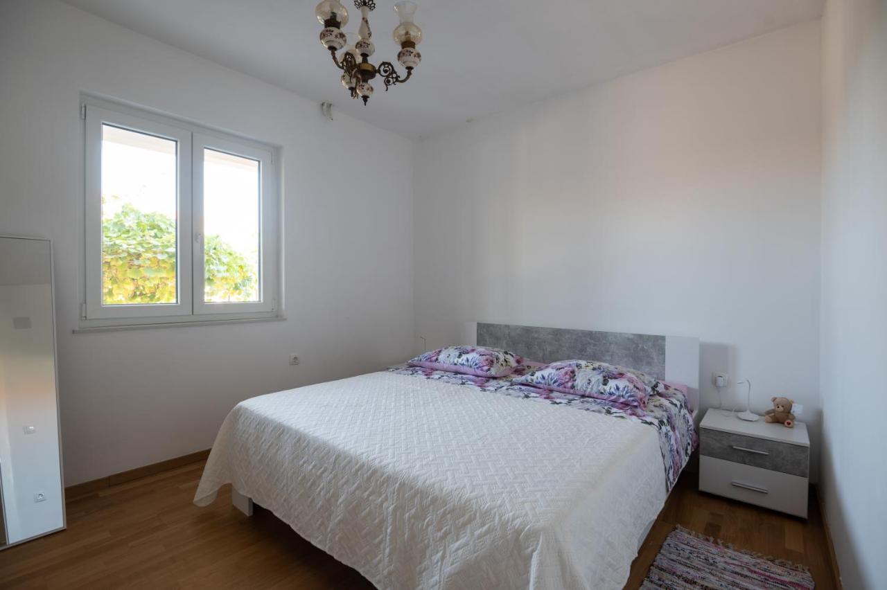 Modern Apartment Edda - Quiet Area - Close To Old Town And Beaches Zadar Bagian luar foto